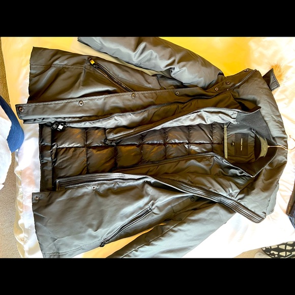 Grey jacket in medium size in good condition - Picture 3 of 3